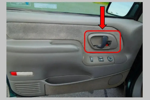 BISEL DE MANIJA INTERIOR CHEVROLET Camioneta-Blazer Mod. 95-02 Escalade Mod. 95-00 Gris IZQUIERDO