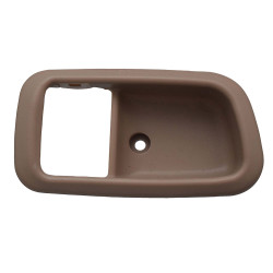 MANIJA INTERIOR TY TUNDRA CABINA Y MEDIA 00-06 SOLO BISEL BEIGE PLASTICO TWN HUSHAN 69277-0C010-E1 Derecho Delantera
