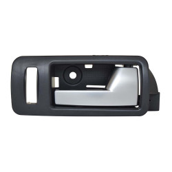 MANIJA INTERIOR FD MUSTANG 05-14 CON HOYO PARA SEGURO NEGRO/PLATA PLASTICO TWN HUSHAN AR3Z-6322601-CC Izquierdo Delantera