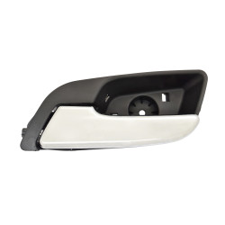 MANIJA INTERIOR CV SONIC 12-17/TRAX 13-18/EQUINOX GM TERRAIN 10-17 CV MALIBU 13-15 NEGRA/CROMO PLASTICO TWN HUSHAN 25998532 Izquierdo Delantera/Trasera