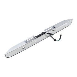MOLDURA 5TA PUERTA TY HIACE 06-19 CON MANIJA CON HOYO PARA LLAVE CON LUZ DE PLACA CROMADA TWN 76811-26140-S