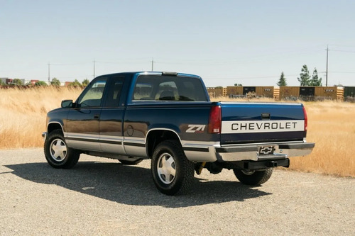 95-98 Chevrolet Silverado Chicote Cerradura Cofre Y Jaladera