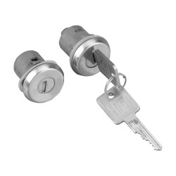 CILINDRO PARA PUERTA BK RIVIERA 86-87 CV CAMARO 82-91/CHEYENNE 65-91/EL CAMINO 1983/SILVERADO/SUBURBAN 65-91/BLAZER (S10) 82-94 PT FIREBIRD 82-91 CV S10 82-94/ASTRO 85-94 LLAVE CUADRADA JUEGO METAL CROMADO TWN CUB