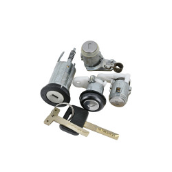 SET DE CILINDROS CV CHEVY SWING / MONZA/JOY / POP 04-12 CON LLAVE PUERTA/CAJUELA/ENCENDIDO METAL CROMADO 12VCC MANIJAUTO CHIN