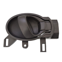 MANIJA INTERIOR NS JUKE 11-17/MARCH 12-20/VERSA 12-19/CUBE 09-14/V-DRIVE 20-23 NEGRO PLASTICO TWN HUSHAN 80670-1FA0A Derecho Delantera/Trasera