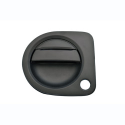 MANIJA EXTERIOR NS CABSTAR 08-17 CON HOYO PARA LLAVE CORRUGADA NEGRA PLASTICO TWN HUSHAN 80607-MA00A Izquierdo Delantera