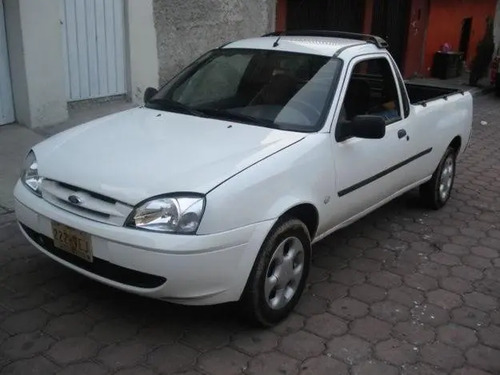 01-13 Ford Courier Manija Exterior Corrugada Lado Derecho Ne